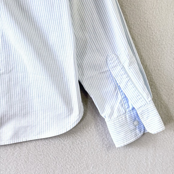 Frank and Eileen Silvio Top Womens Small Untuckable Button Up Blue Stripe Pocket - Picture 11 of 14